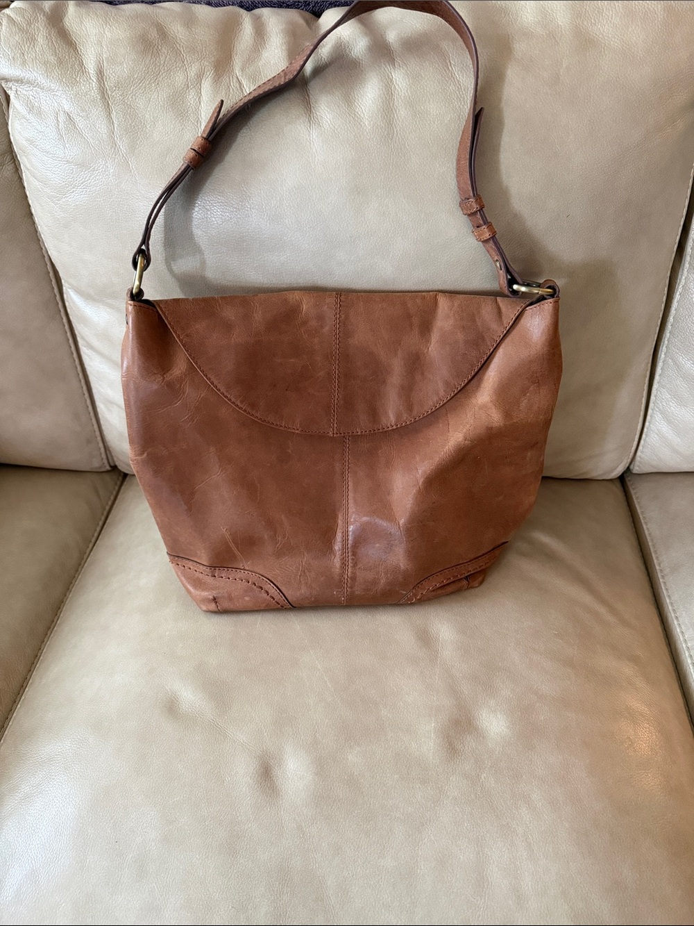 Diba True Classic Brown Leather Shoulder Bag - Timeless Everyday Tote
